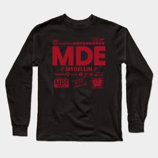 Vintage Medellin MDE Airport Code Travel Day Retro Travel Tag B Long Sleeve T-Shirt